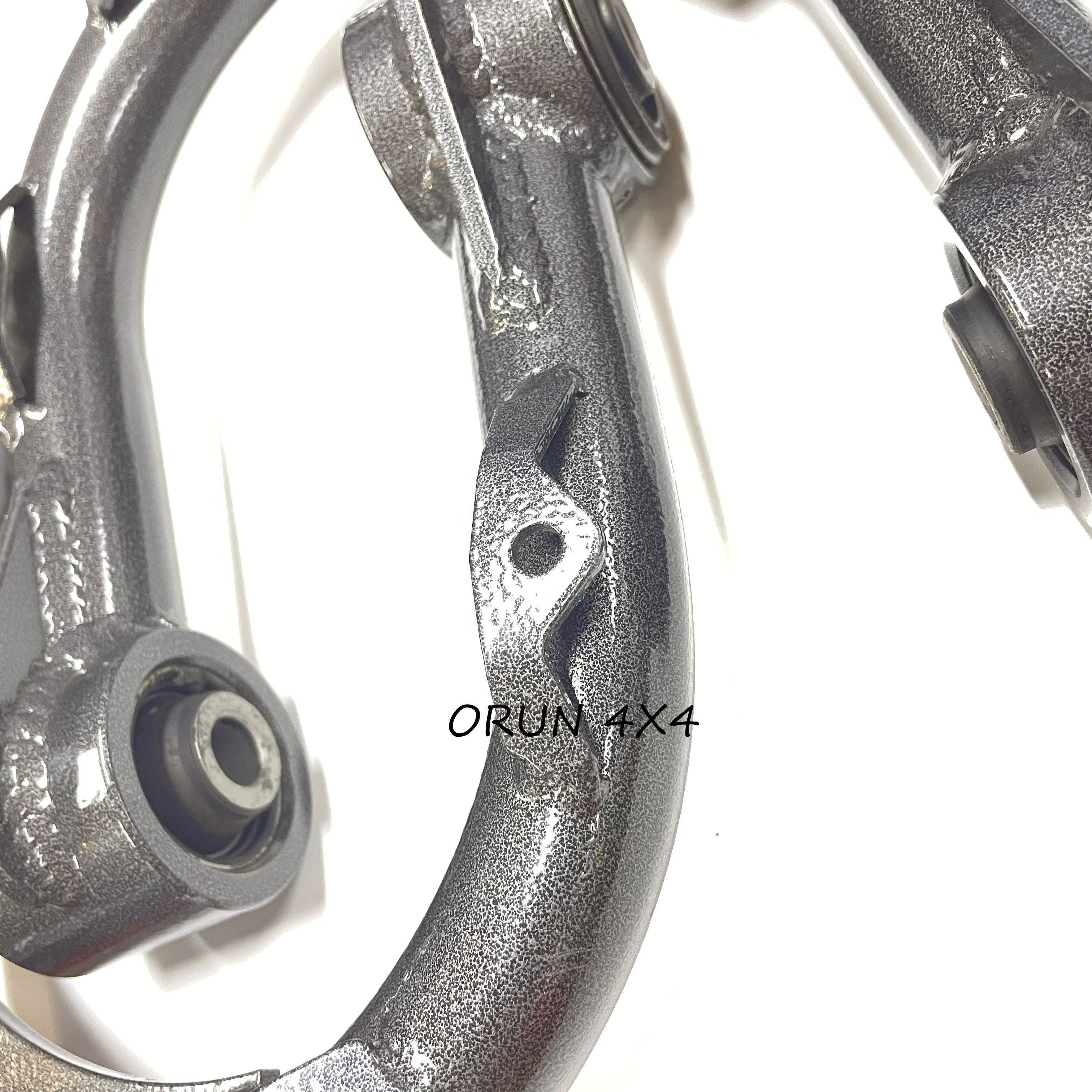 Car Auto Suspension Parts Control Arm Ball Joint Bushing for ISUZU DMAX d Max Lift Control Arms Kit
