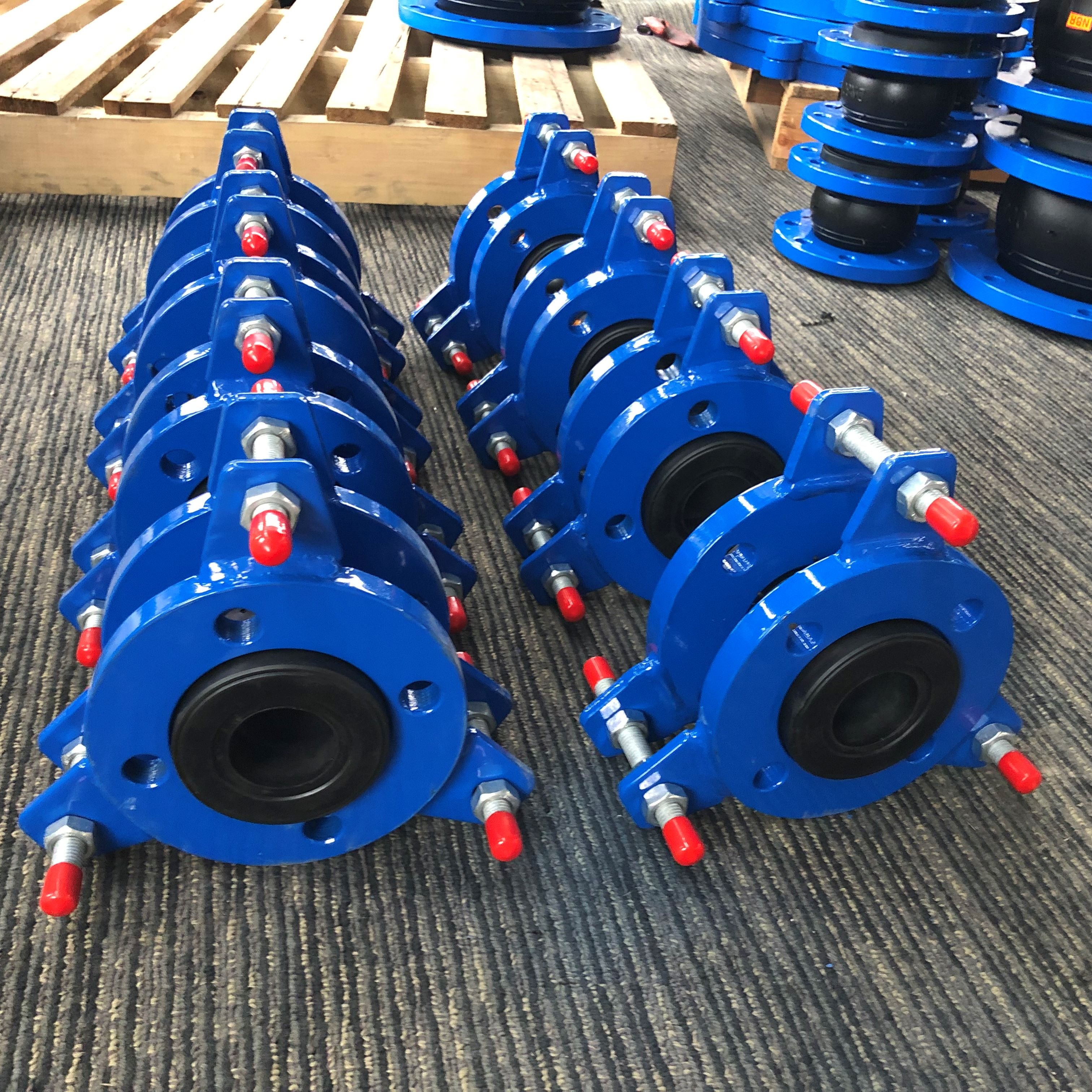 3" 6" Din Nbr Epoxy Coated Carbon Steel Flange Ball Bellows Connector Restrictive Flexible Rubber Expansion Joint