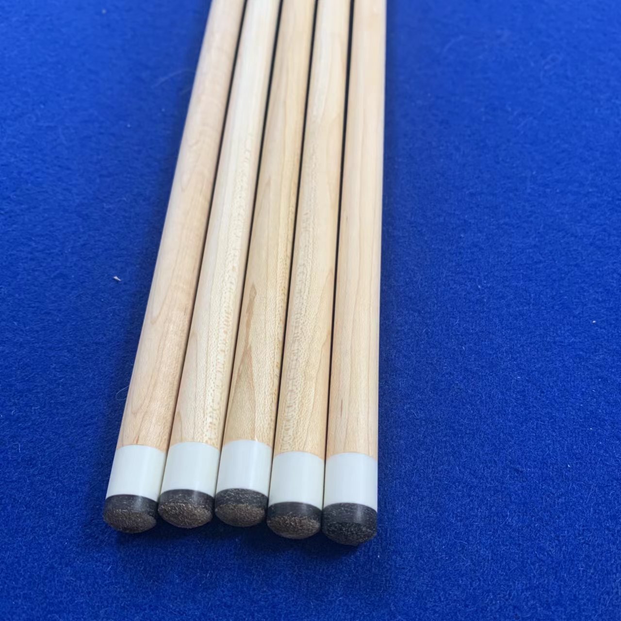 New Arrival 58inches Canadian Maple Wood 13mm Tip Billiard Pool Cue for Sale