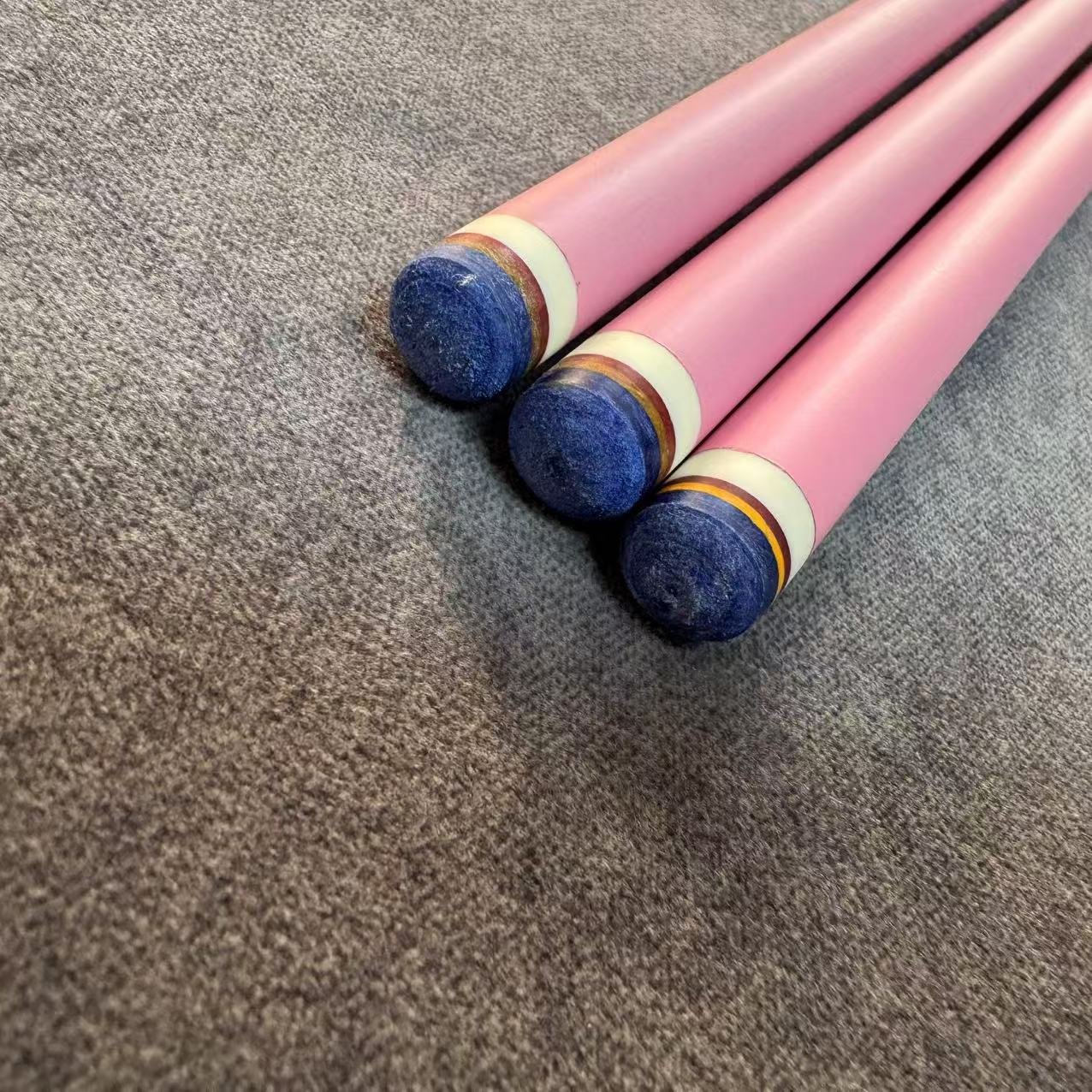 Chinese Manufacturer Growsport Wholesale Leather Grip 13Mm Pink Maple Cue Stick Billiard