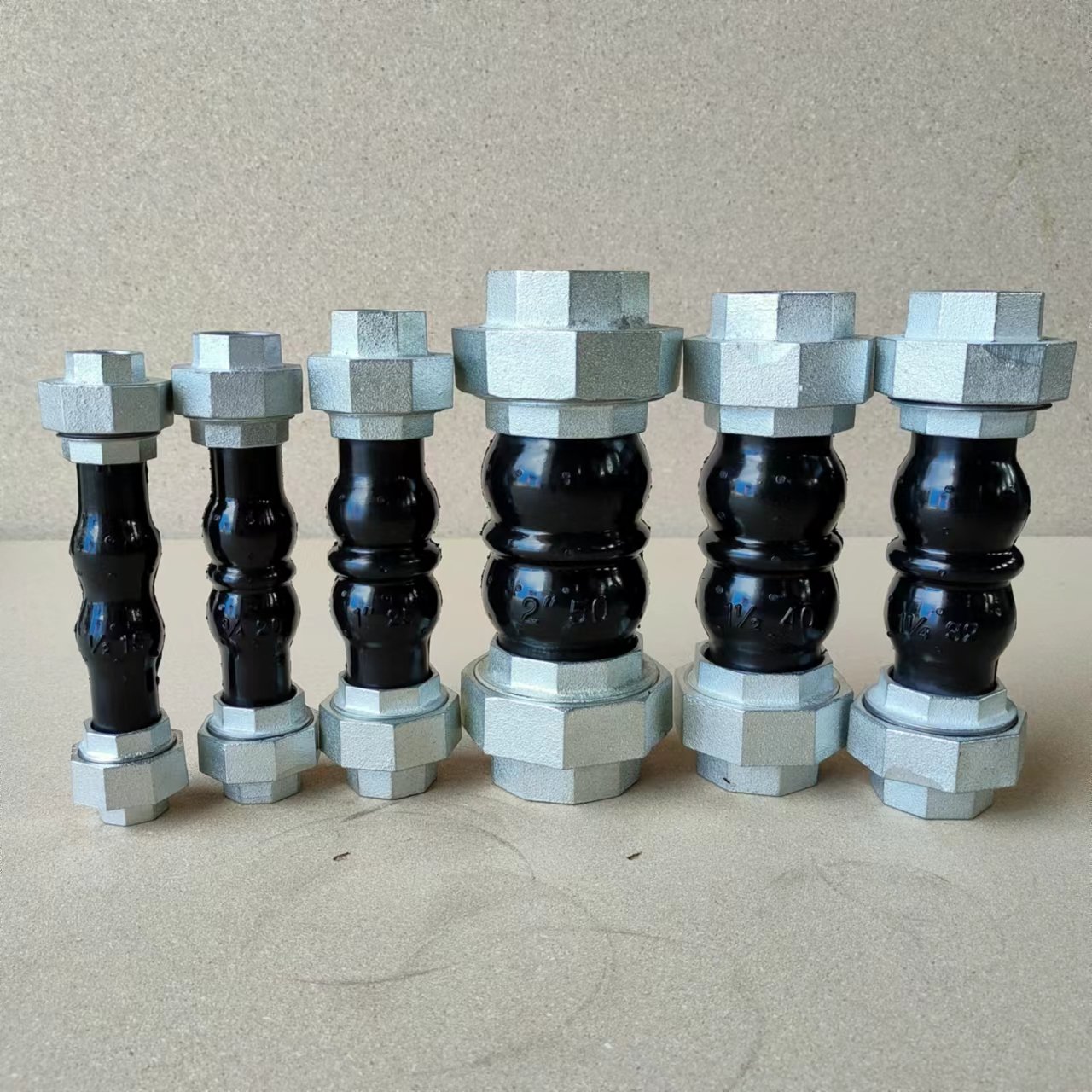 1 Size-3 Size Thread Union Rubber Flexible Expansion Joint/bouble Ball Rubber Compensator