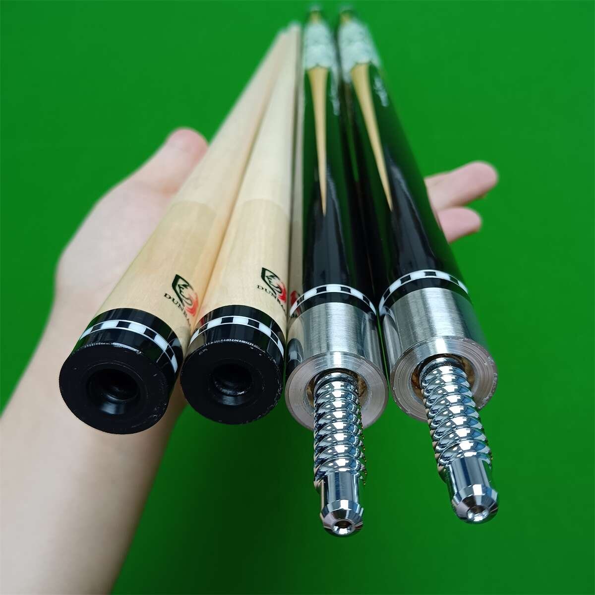 Guarantee Wholesale High-quality Pool Billiard Cue Stick Stainless Steel Joint 13mm Tip Hard Maple Shaft Pool Cue