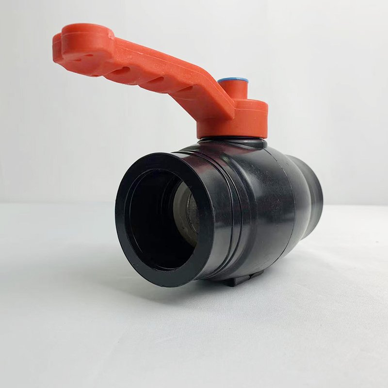 Durable PE Plastic Ball Valve, Black Body, Red Narrow Handle, Threaded Connection 1/2-4 Inch Water Pipe Hot Melt Interface