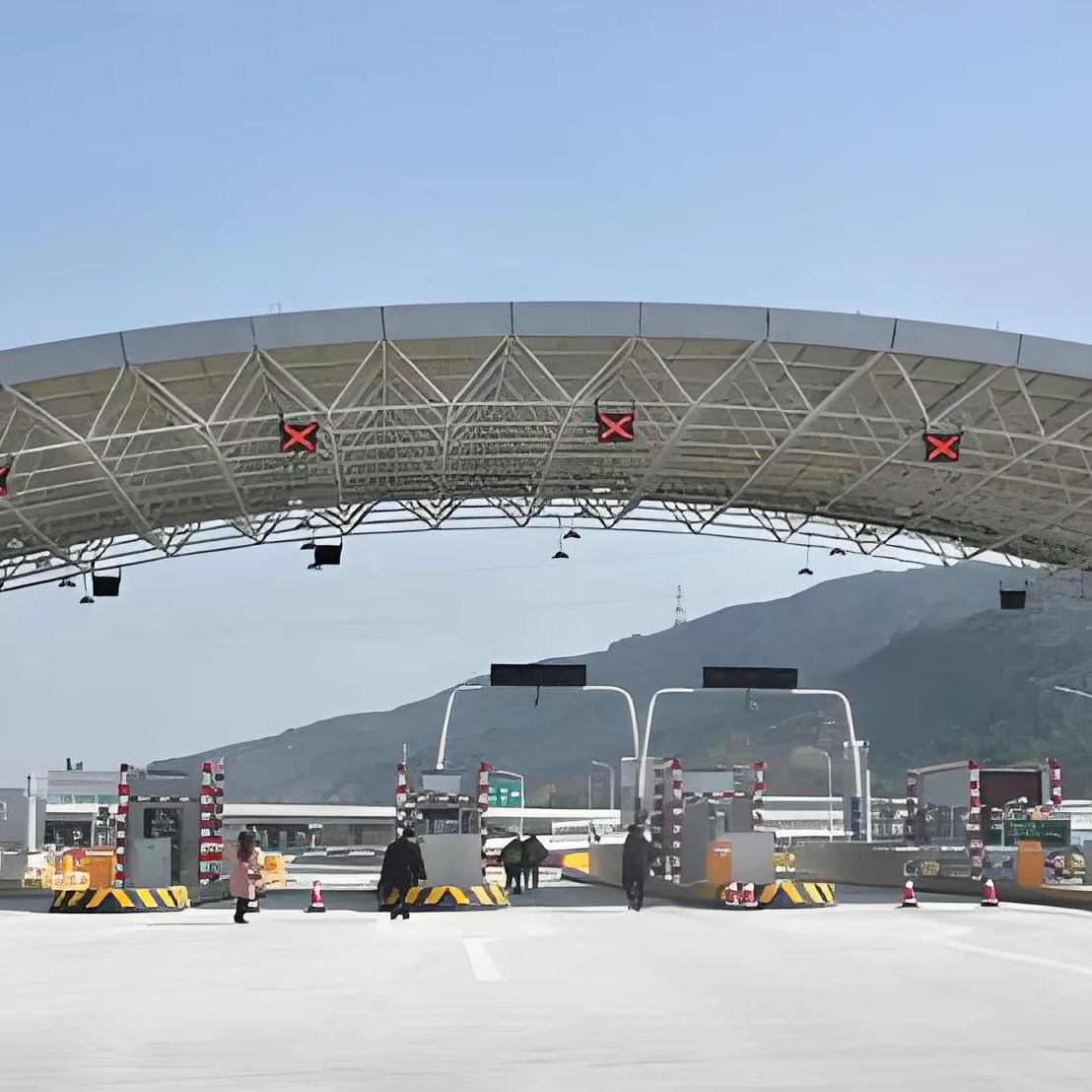 Prefabricated Steel Space Frame Structure Canopy for Toll Station Gate with Bolt Ball Joint Roof