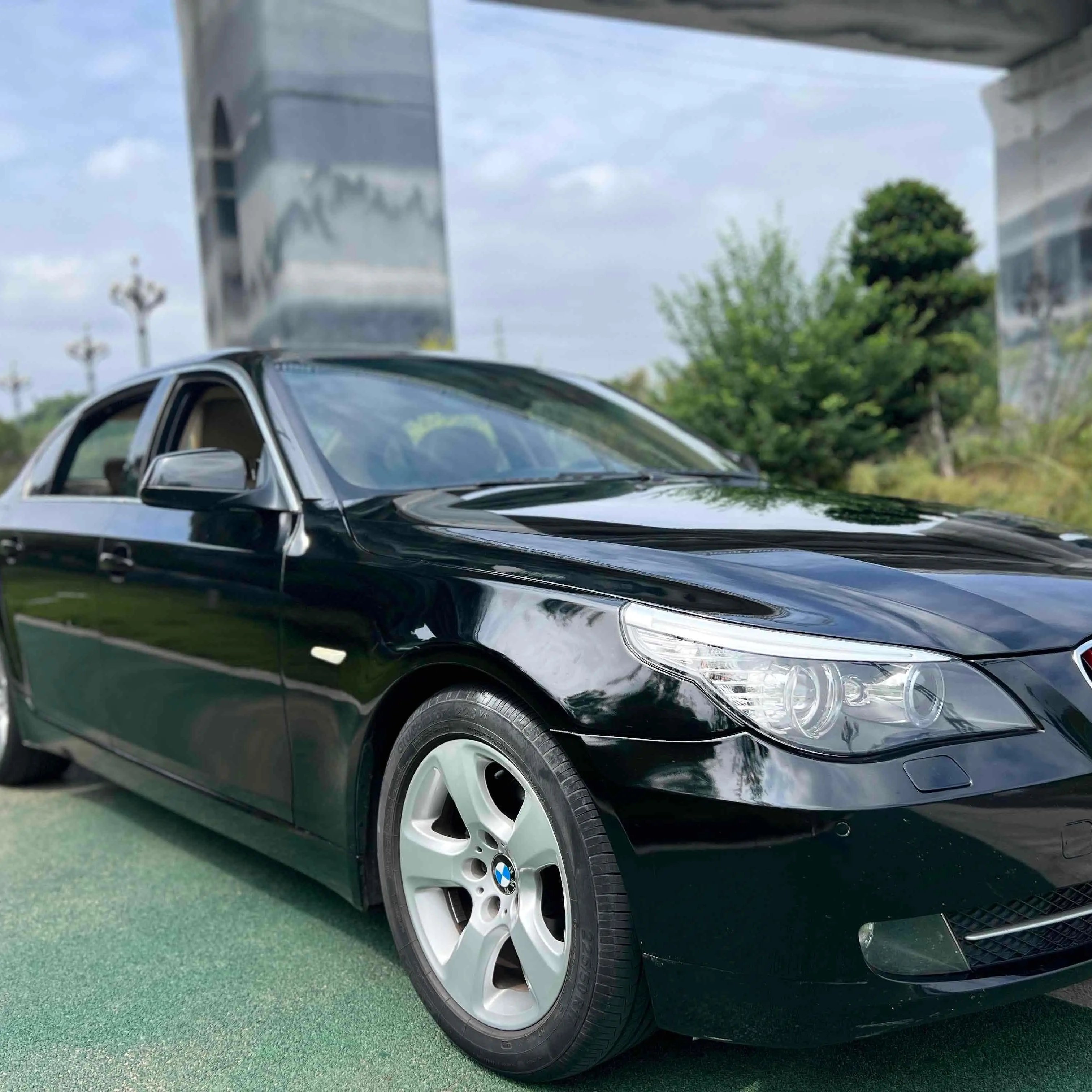 2010 BMW 5 Series 520Li Luxury Used Car