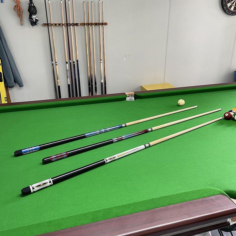 Factory Wholesale American Big Head Billiard Cue 1/2 Two-section Steel Joint Snooker Nine-ball Solid Wood 57-inch Billiard Cue
