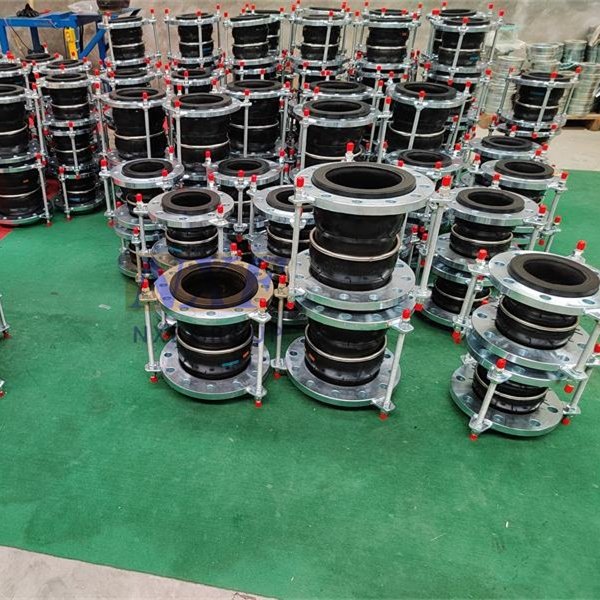 NXF DN 25-600 316/0Cr17Ni12Mo2/1.4401 Stainless Steel Flanged Type Flexible Double Ball Rubber Expansion Joint