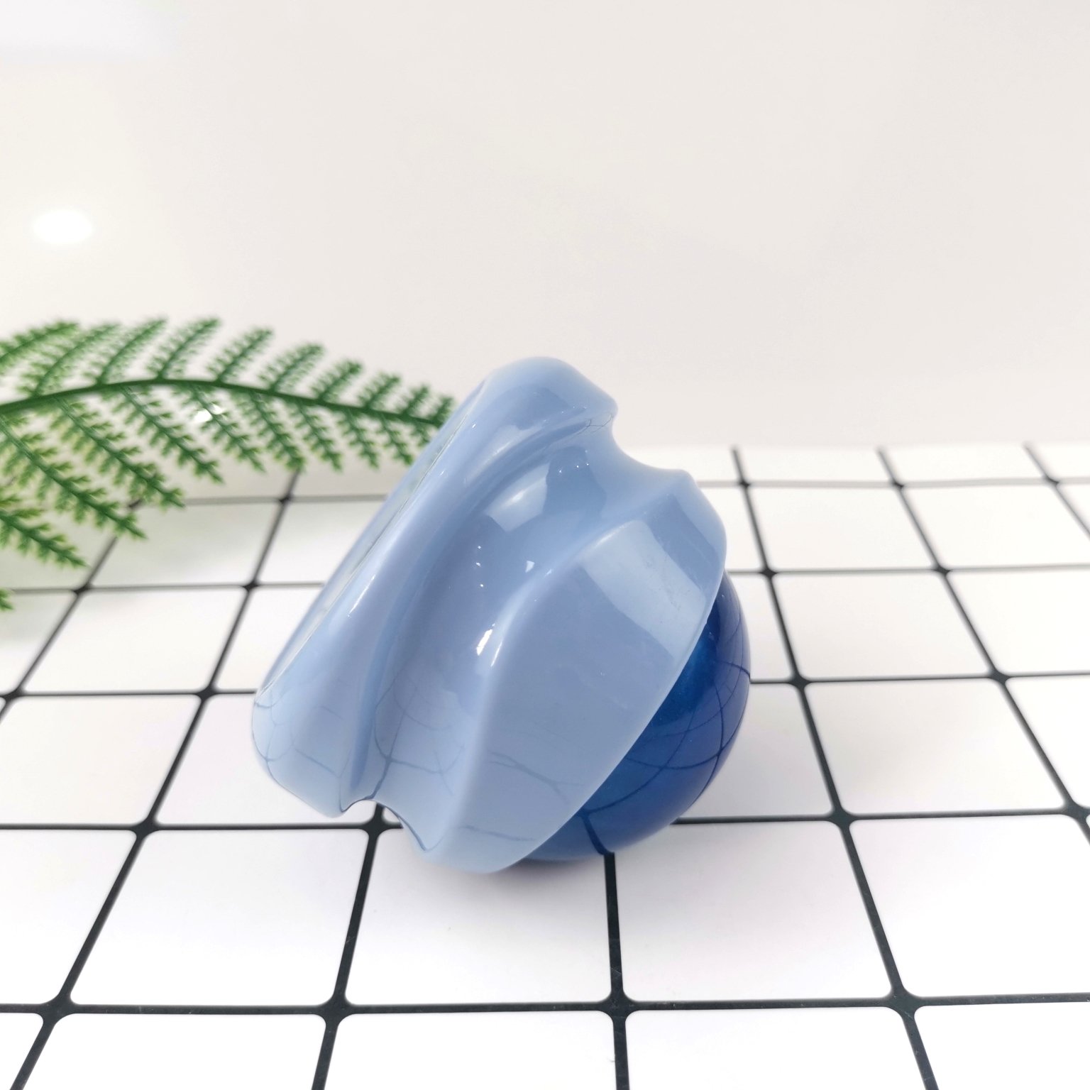 Hot Selling 52 MM Resin Massage Ball Deep Tissue Point Massager Roller for Relieve Muscle and Joint Pain Relaxation Foot
