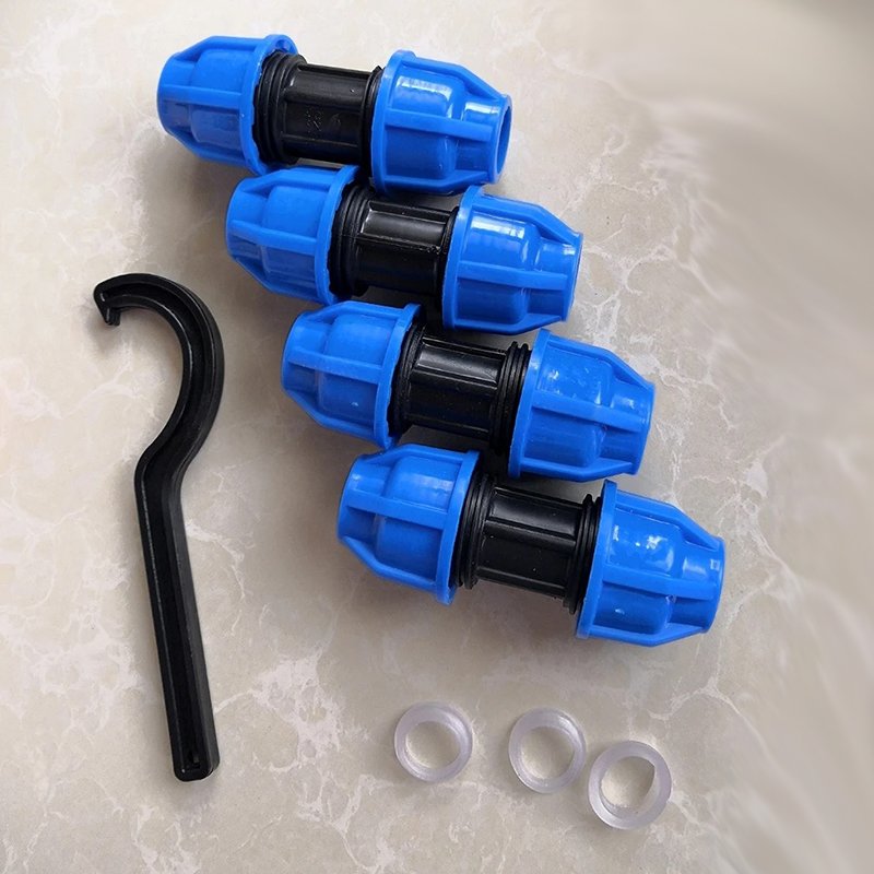 Outdoor Garden PE Irrigation Pipe Connector Joint 1/2 Inch 3/8 Inch Quick Connector Fittings
