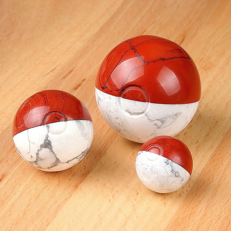 20/30/40MM Natural Howlite Red Jasper Jointed Elf Ball Hand Carved Poke Ball Crystal Healing Decor Crystal Ball Crystal Gift