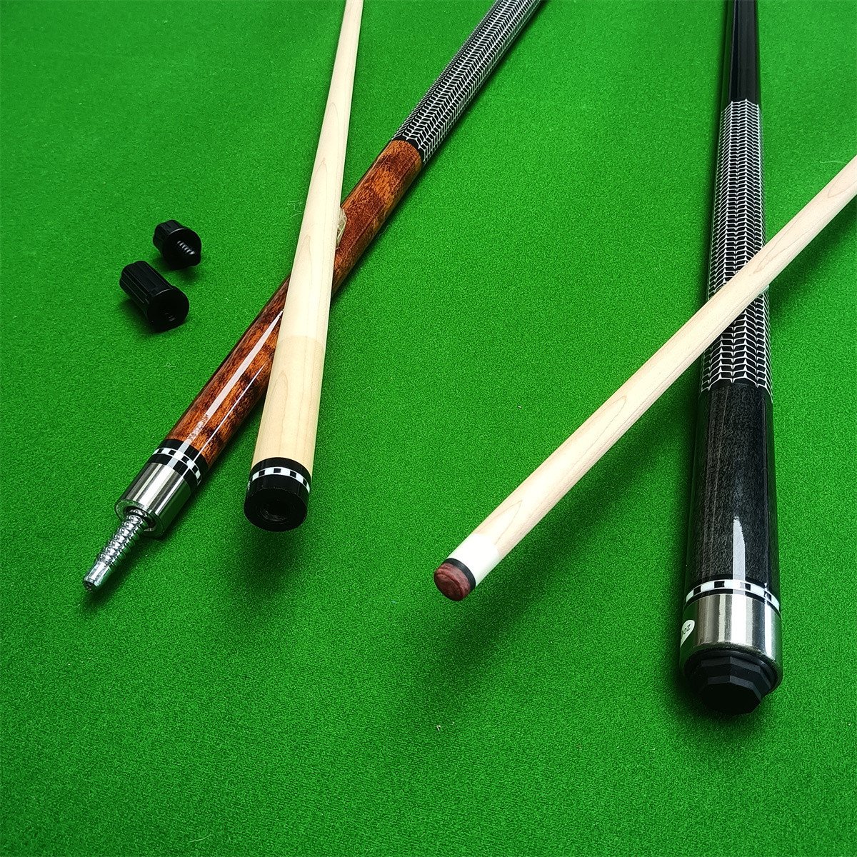 Professional Design Cue China Manufacturer Wholesale High Quality Canadian Hard Maple Fashion Cue Billiard 19 oZ