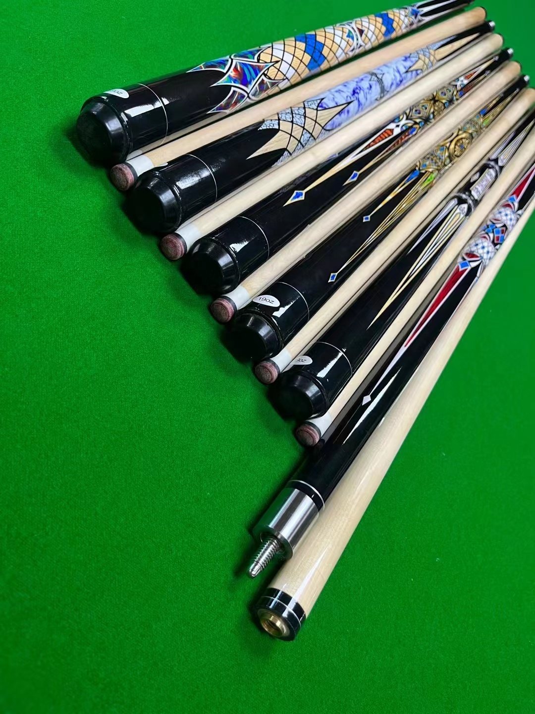 New Arrival Fashion Design Billiard Pool 1/2-PC Cue Canadian Maple Wood with Decal Grip 57" Length 13mm Tip on Sale
