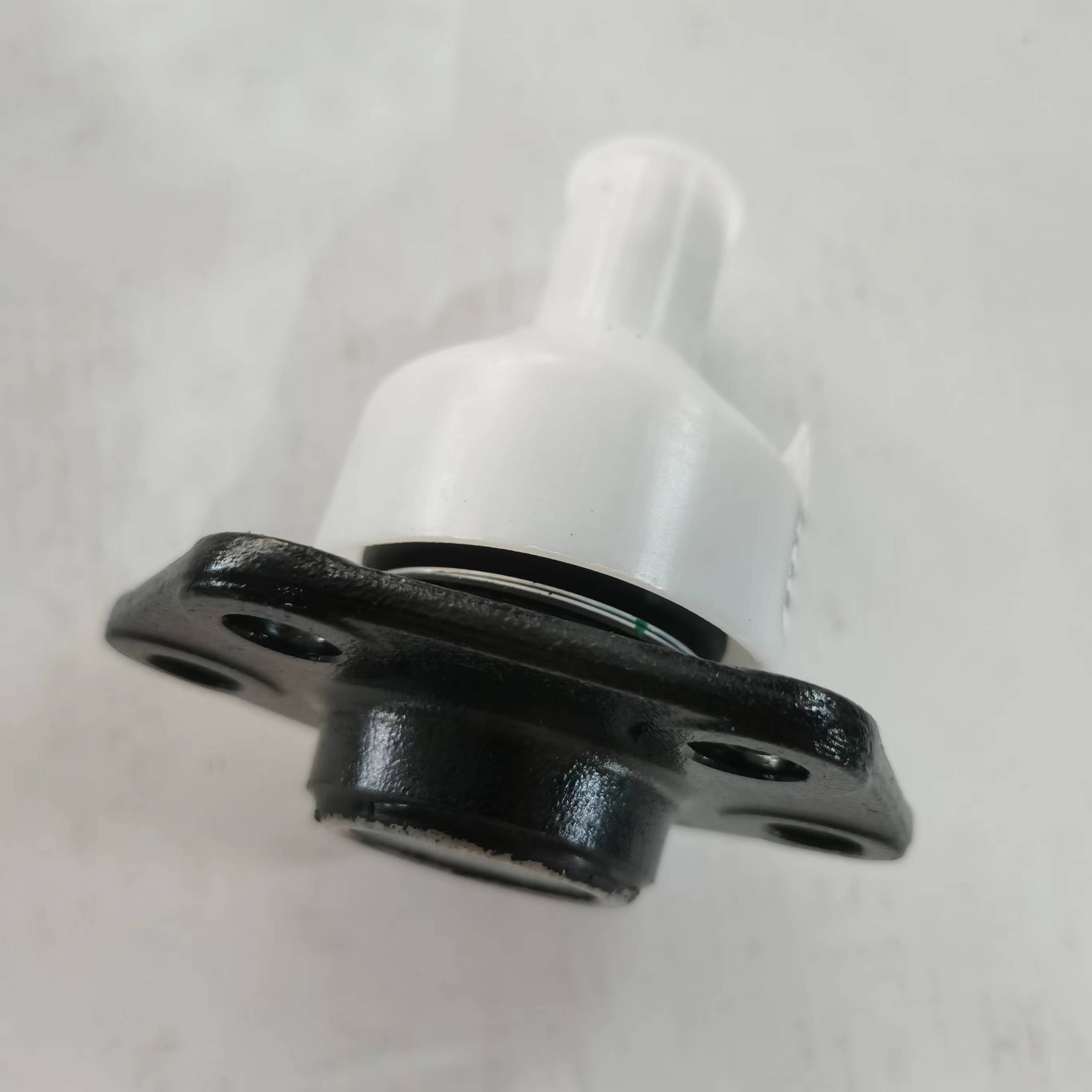 SAIC MAXUS V80 High Quality Lower Arm Ball Joint Assembly OEM C00003199 New 2024 Chinese Factory Direct Sale
