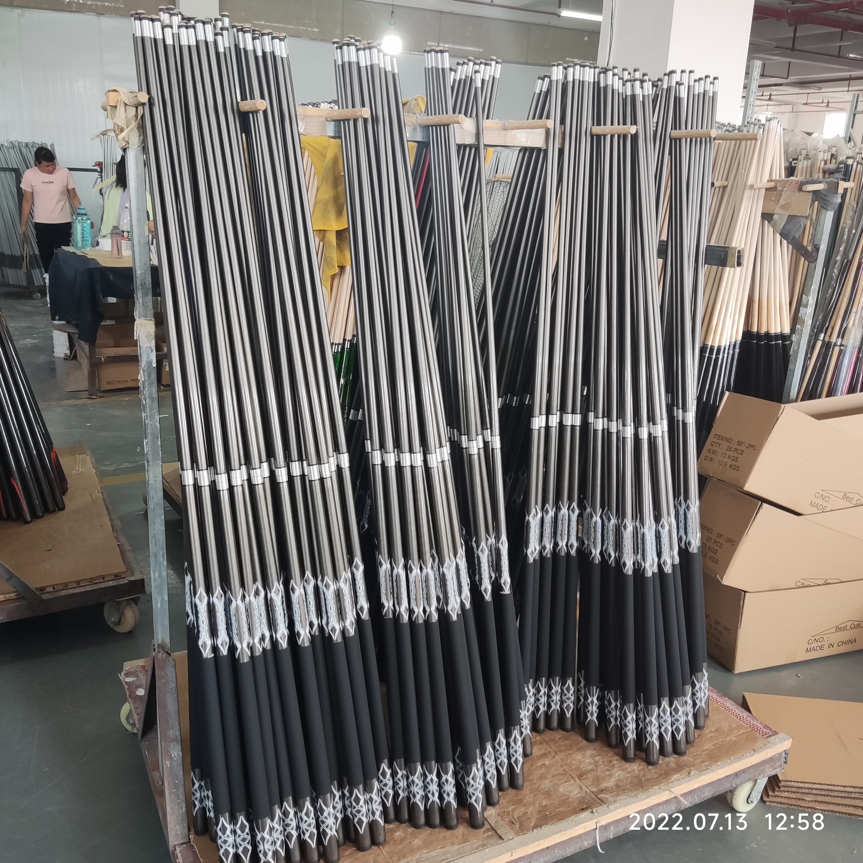 Outlet Promotion Carbon Fiber 1/2 58" Billiard Pool Cue Stick Cheap Price