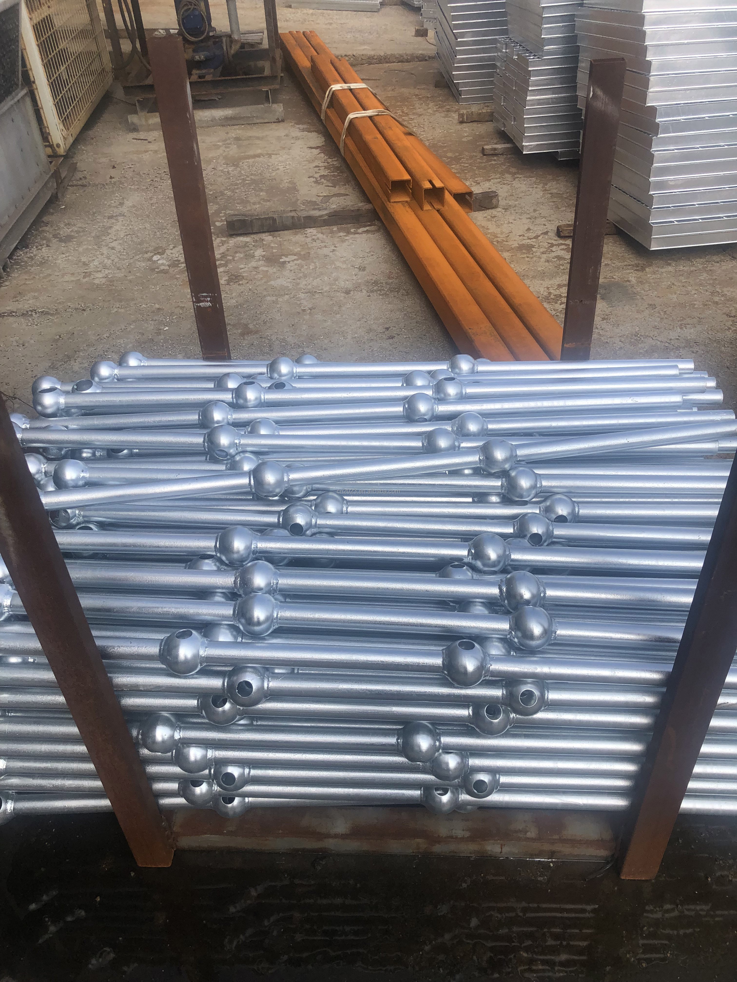 Manufacturer's Outdoor Low Price Carbon Galvanized Steel Ball Joint Railing Stanchion Safety Handrail Galvanized Steel Ball