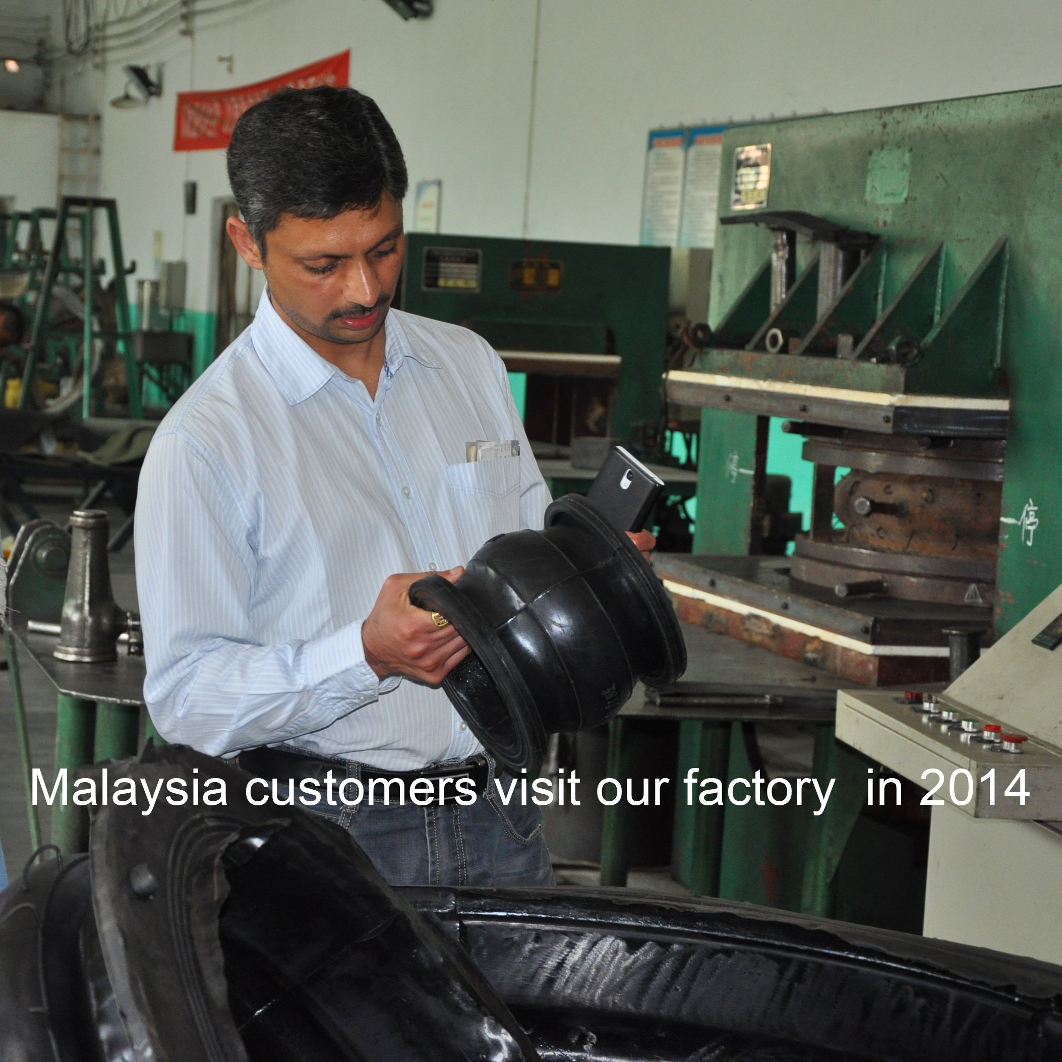 EPDM 3000mm High Density Three Sphere Four Ball Rubber Expansion Joint Three Sphere Four Ball Rubber Soft Joint