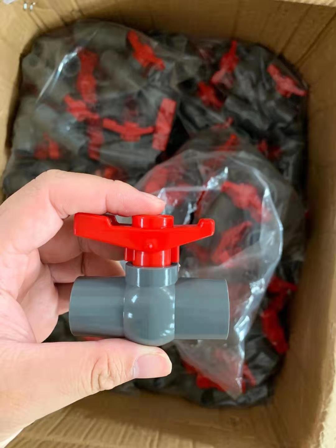 Drip Line Irrigation System 32mm Quick Joint Irrigation Pipe Fittings UPVC Ball Valve Female Thread