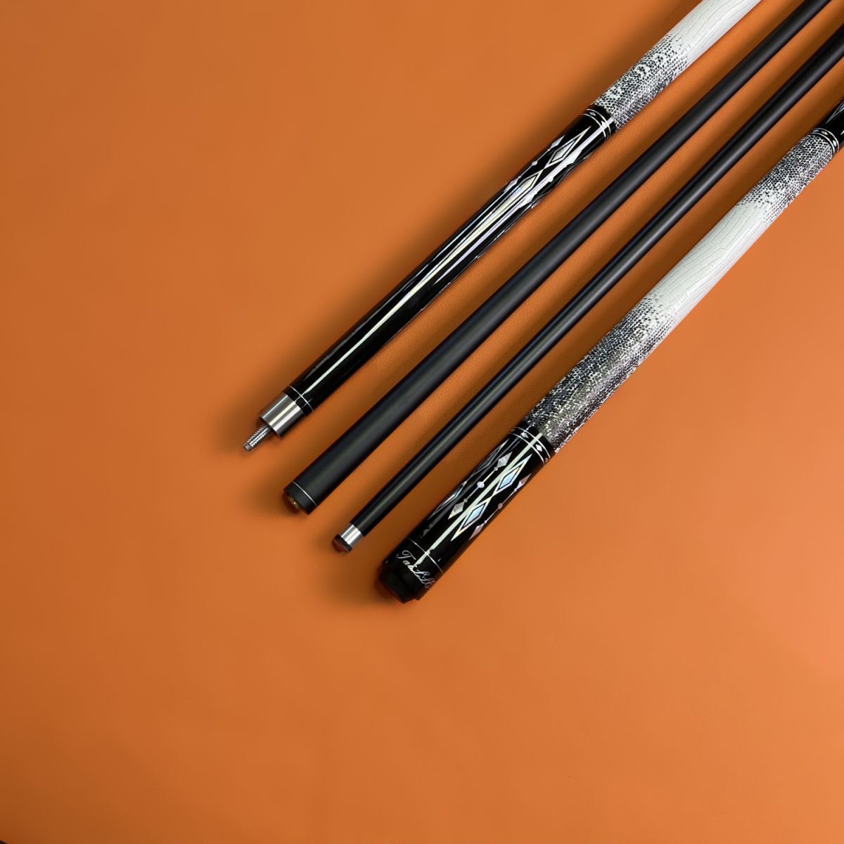 Guangzhou Supplier Growsport Export New Design 13mm Maple Graphite Shaft Billiard Pool Cue Stick