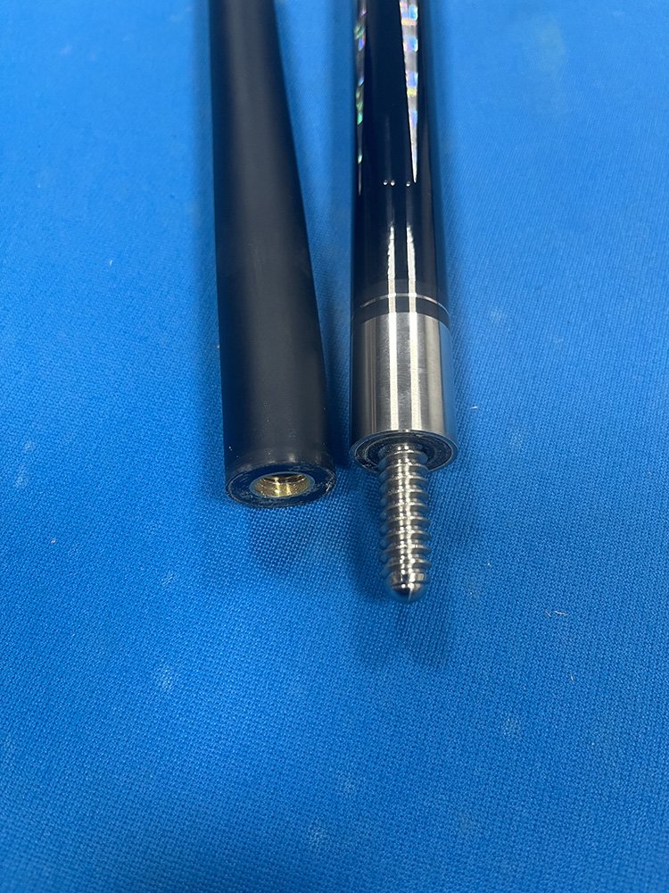 HCTQ Billiard Cue Sticks Manufacturers in 11.5mm Carom Shaft Center Joint Cue 1/2 Split Carbon Fiber Pool Cue Stick