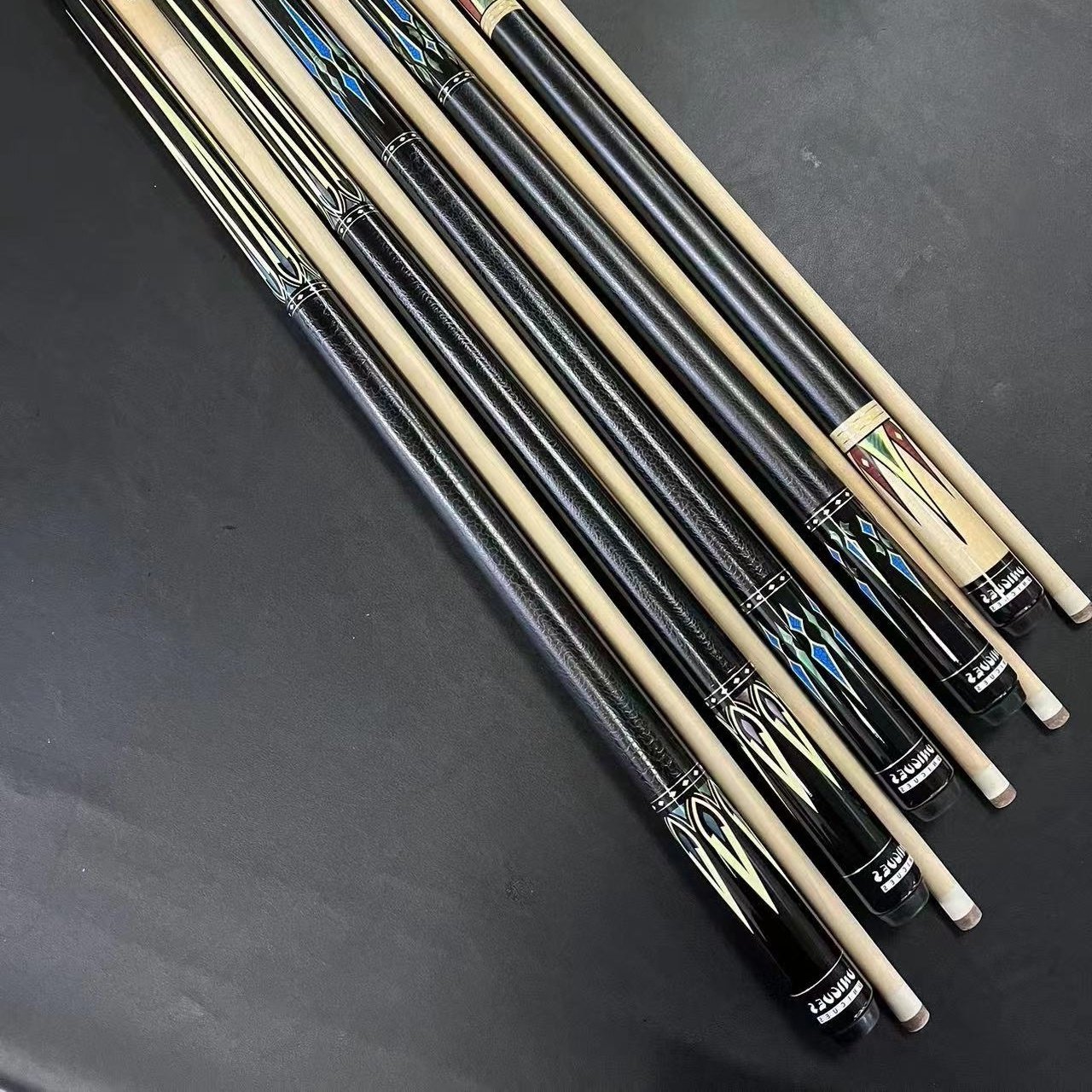 Manufacturer Supplier Cheap Wholesale Billiards Pool Cue Custom CL-P01 11-14mm Tip Center Joint Cue
