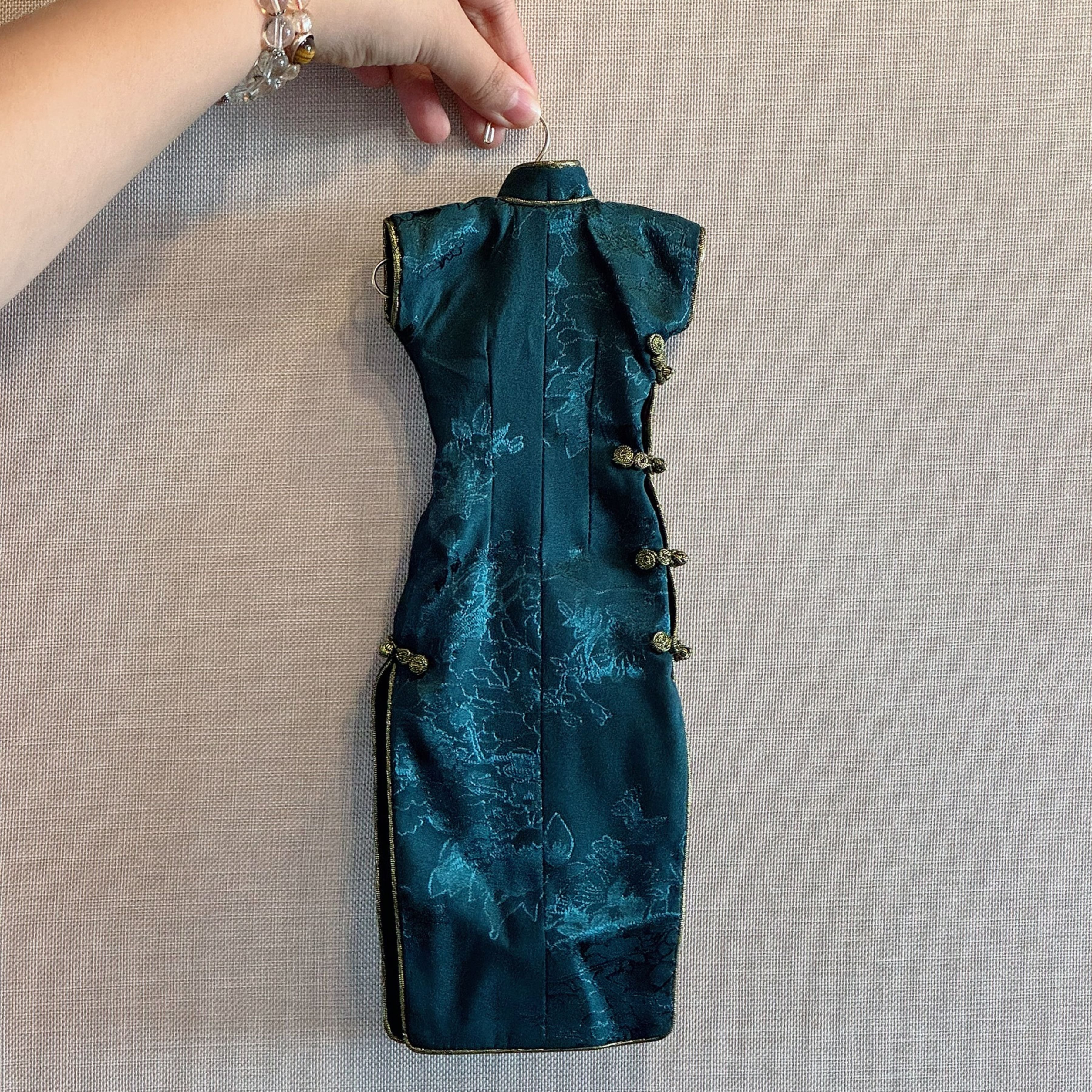 High Quality 1/3 Bjd Doll and 1/4 Ball Jointed Doll Clothes Cheongsam for 18 Inch and 24 Inch Doll