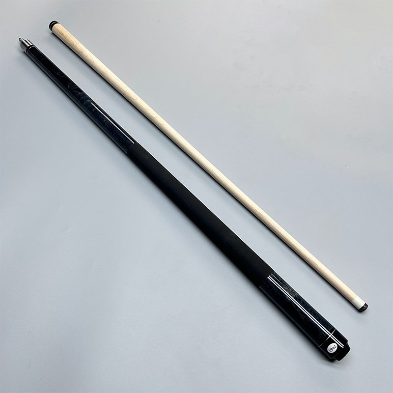 2-Piece Maple Wood Billiard Pool Cue Sticks with 13 mm Cue Tip 19 oz for Billiard Club.