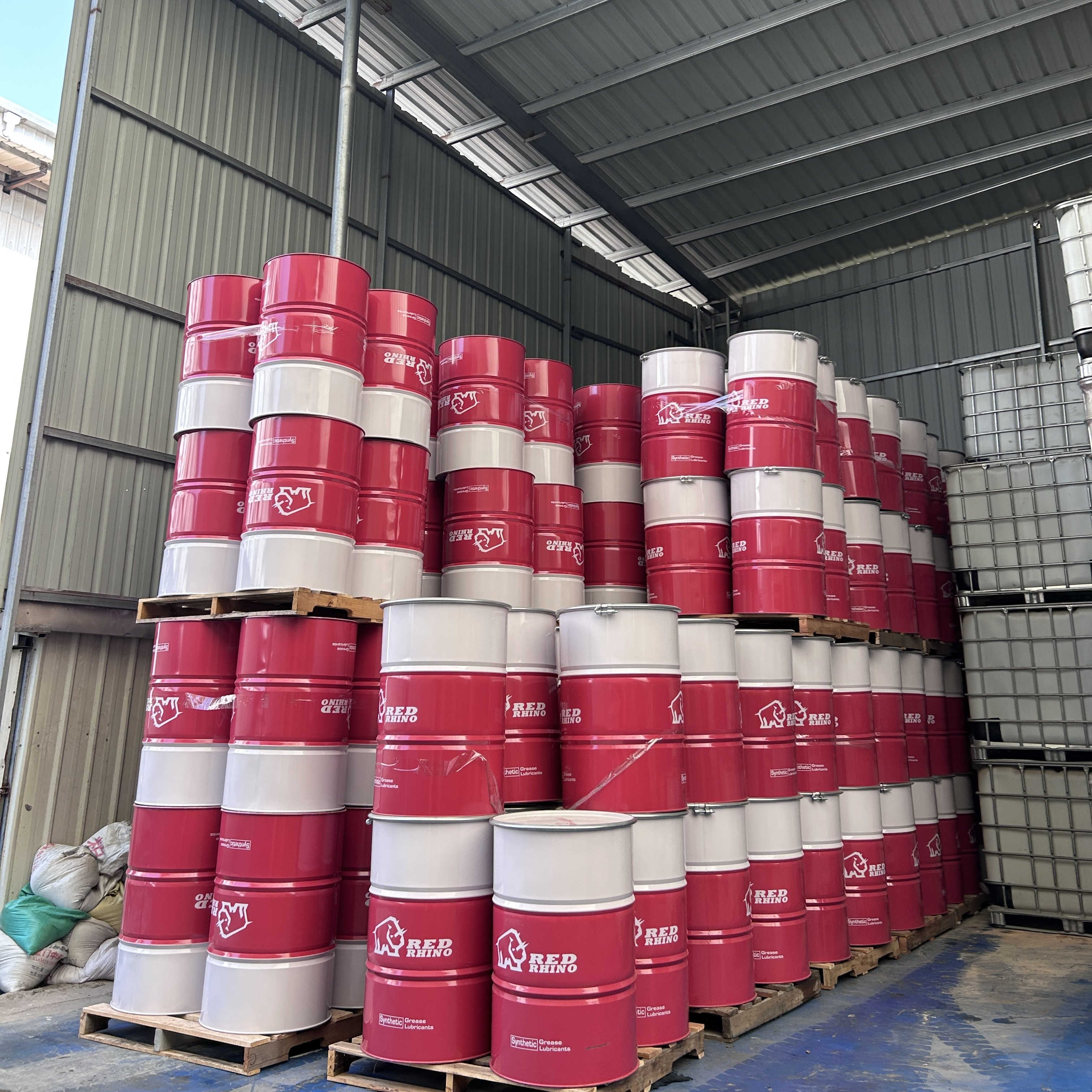 Premium Heavy-Duty Molybdenum Disulfide Ball Joint Grease High-Temperature, Extreme Pressure Lubricant