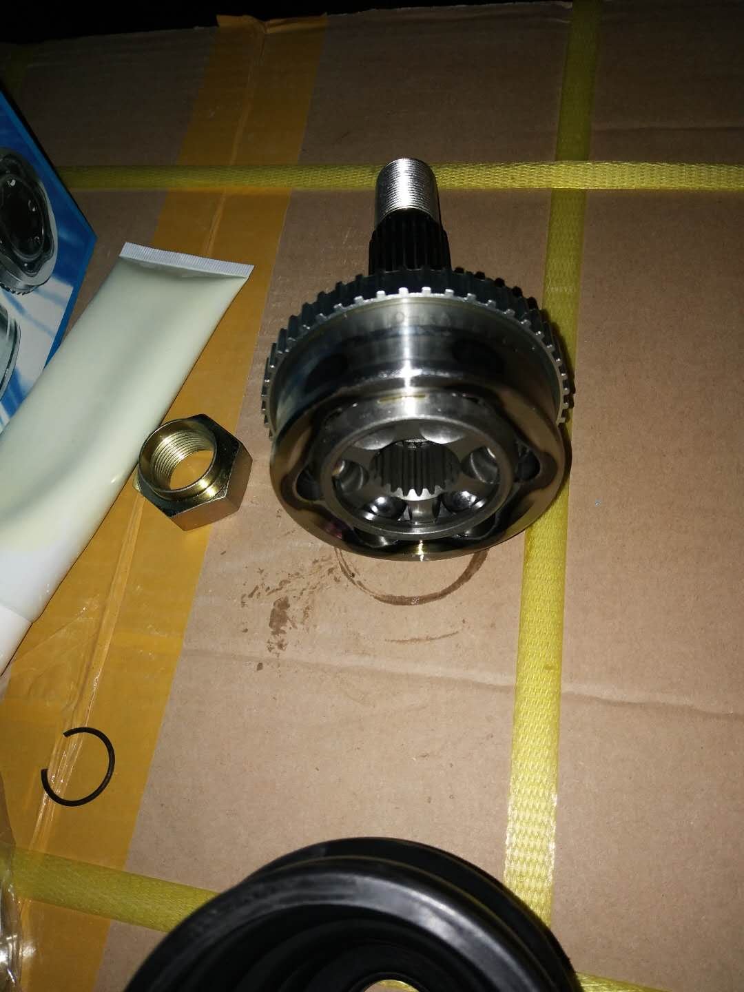 Auto Parts C.V Joint TO-73A for VITZ SCP10W 19*24
