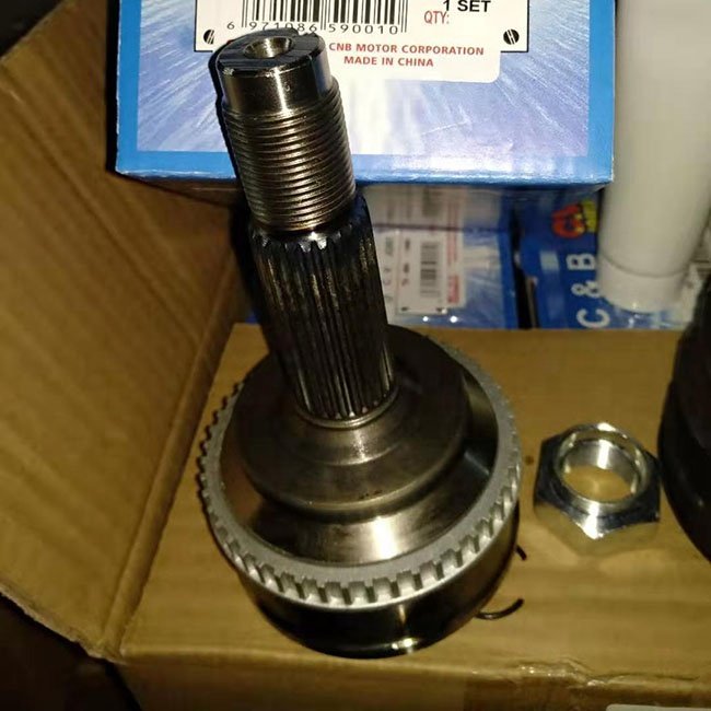 Auto Parts Car Parts C.V Joint TO-68A for VITZ YARIS Jaula De Bolas