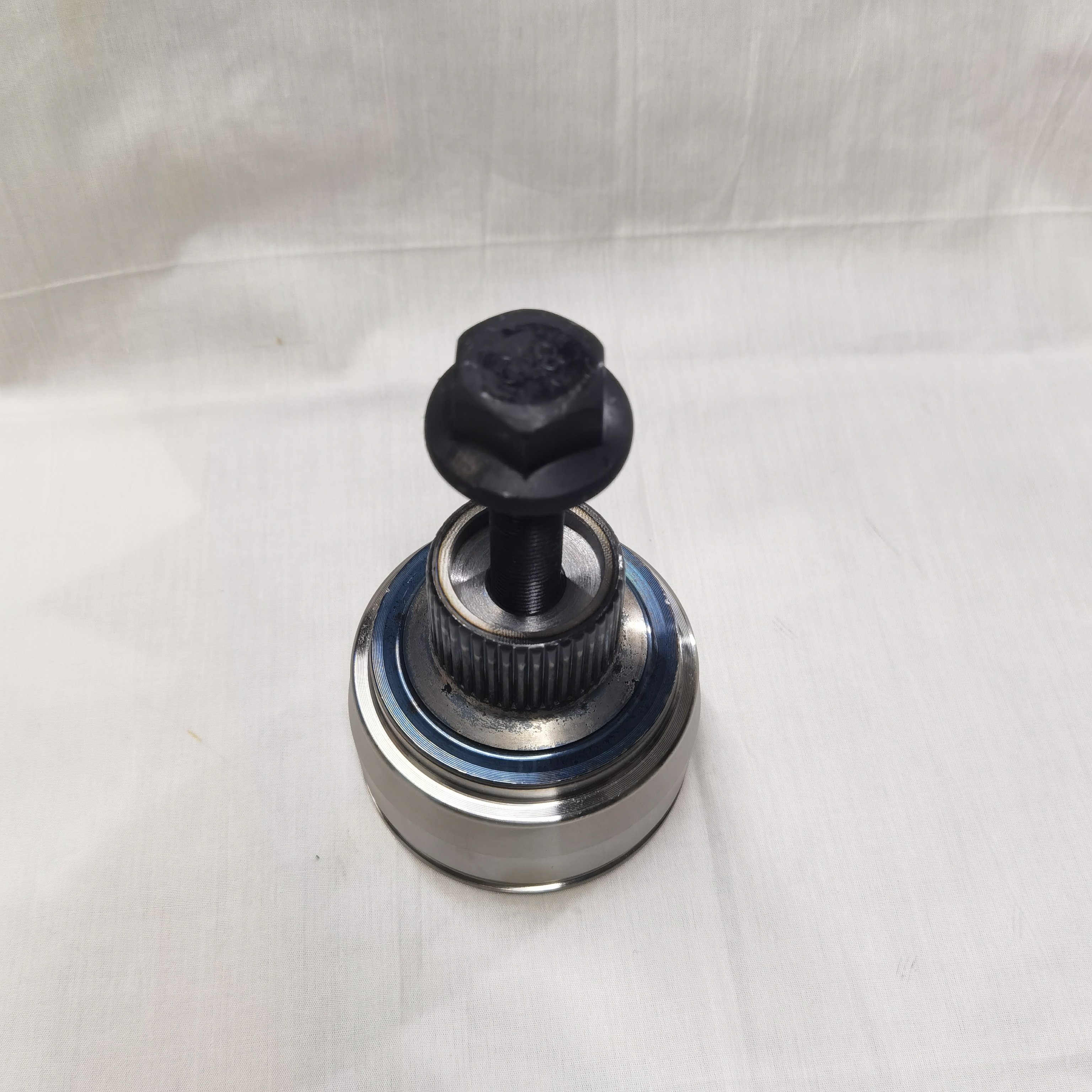 Auto Parts Outer CV Joint Shaft for AUDI for A8 Models Front Axle C.V. Joints