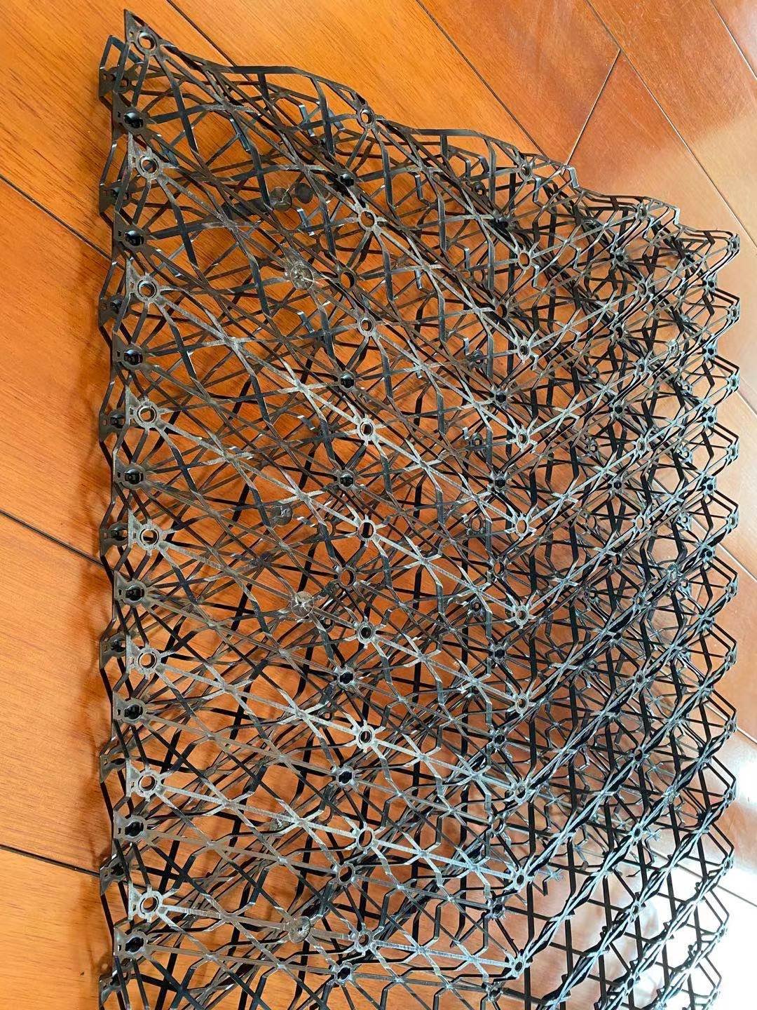 PP Fill Counterflow Cooling Tower Grid Fill Anti-UV Black Plastic Mesh Filler Net Infill Poultry Housing Cool Pads