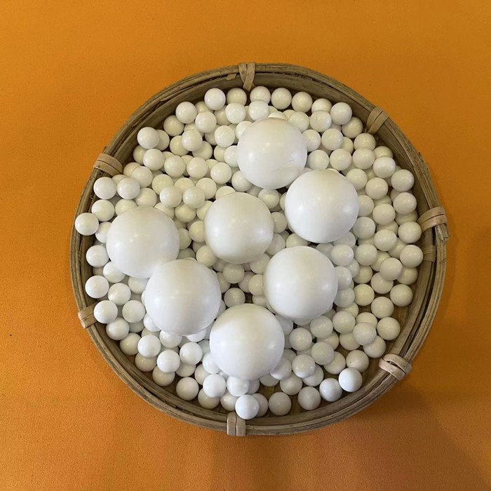Wear resisting 3.175mm 4mm 6.35mm 7.144mm 9.525mm pom pp pa ptfe plastic ball