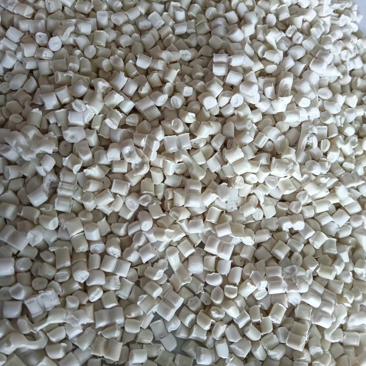 Low price recycled plastic white pp granules raw plastic material poly polypropylene PP materials Pp Plastic