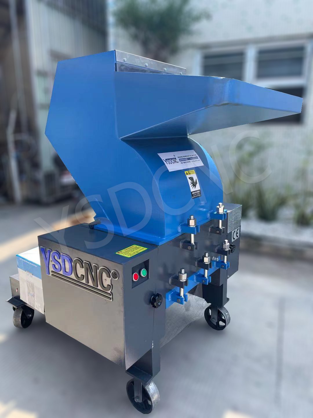 Alloy Steel Blade Strong Powerful Plastic Crusher Machine recycling shredder machine for pe pp