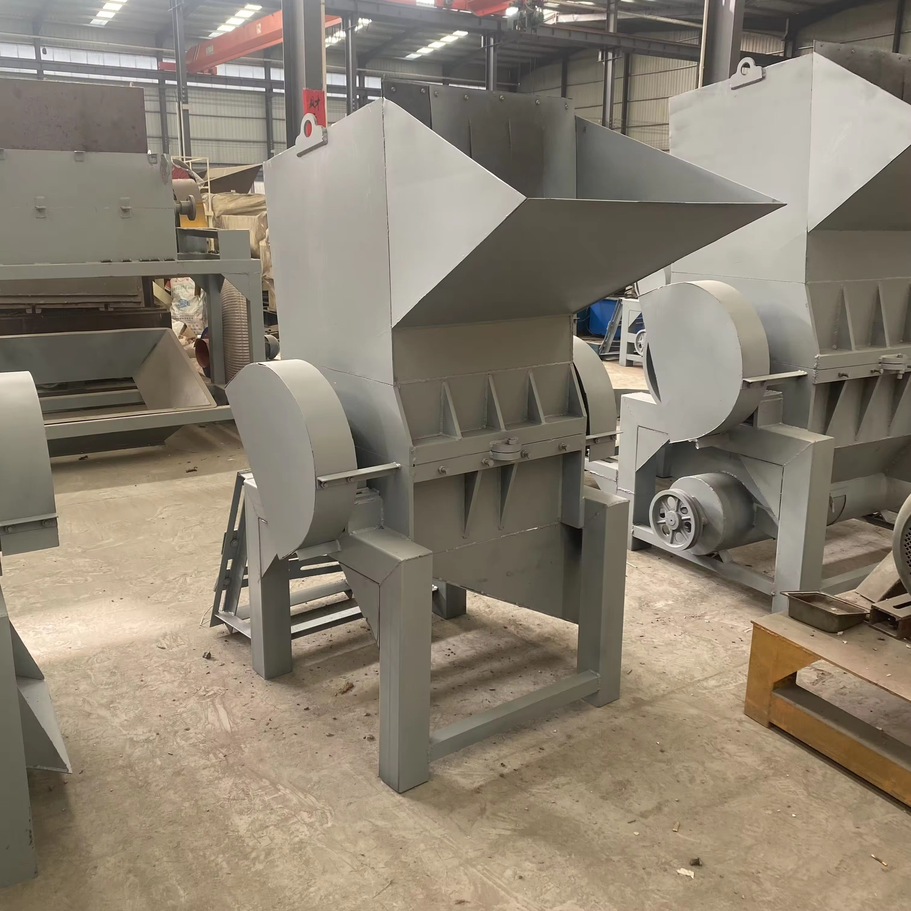 HDPE LDPE PE PVC PP PET plastic bottle crusher plastic shredder machine for recycling