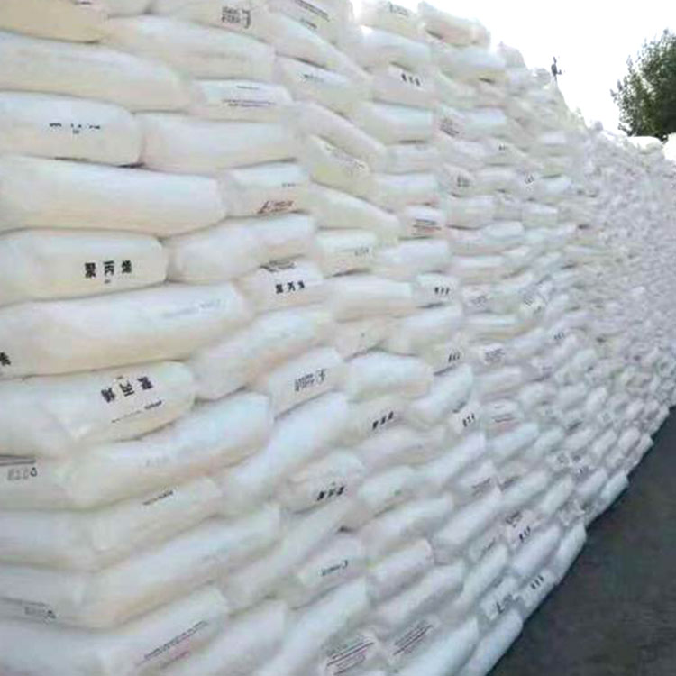 High quality pp plastic PE/PP/EVA injection and extrusion grade black masterbatch plastic pp granule