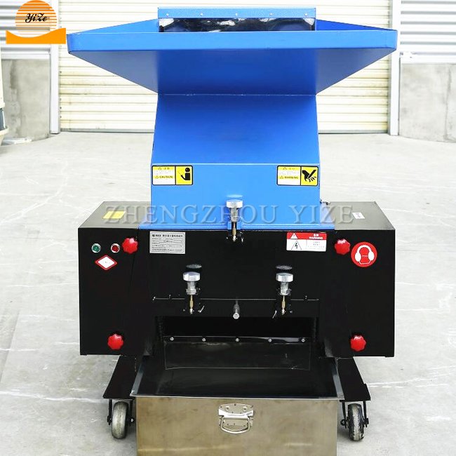 Industrial Used Plastic Crusher Machine Waste Plastic Recycling Crushing PET PE PP PVC Bottles Grinder Cracking Machine