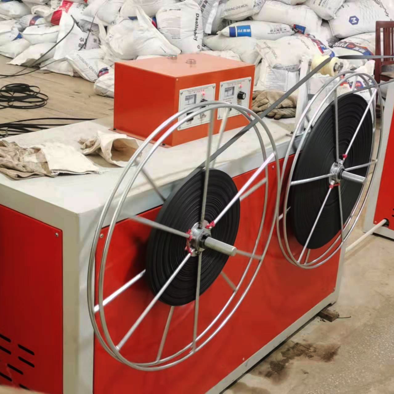 Fiberglass /PP/ PET Geogrid extrusion Production Line/automatic geogrid welding machine with Ultrasonic welding mold