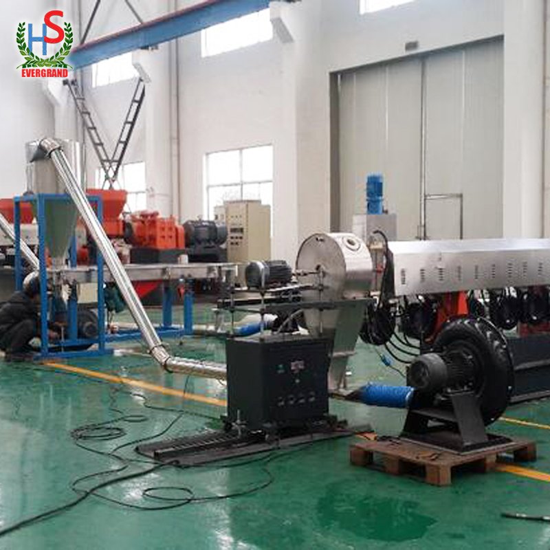 Waste plastic pelletizing machine Color Masterbatch Extruder Pp Pe Granulator machine