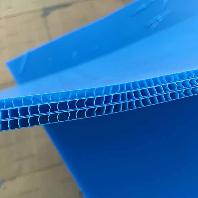 Machine Manufacturer Supplier Size 24x24 Thickness 3mm 5mm 7mm Blue PP Corrugated Plastic Sheet