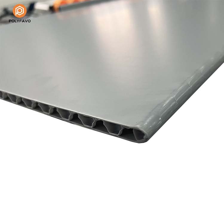 Customized PP Honeycomb Sandwich Panel 100% Recycled Polypropylene Sheet UV Resistance PP Honeycomb Sheet