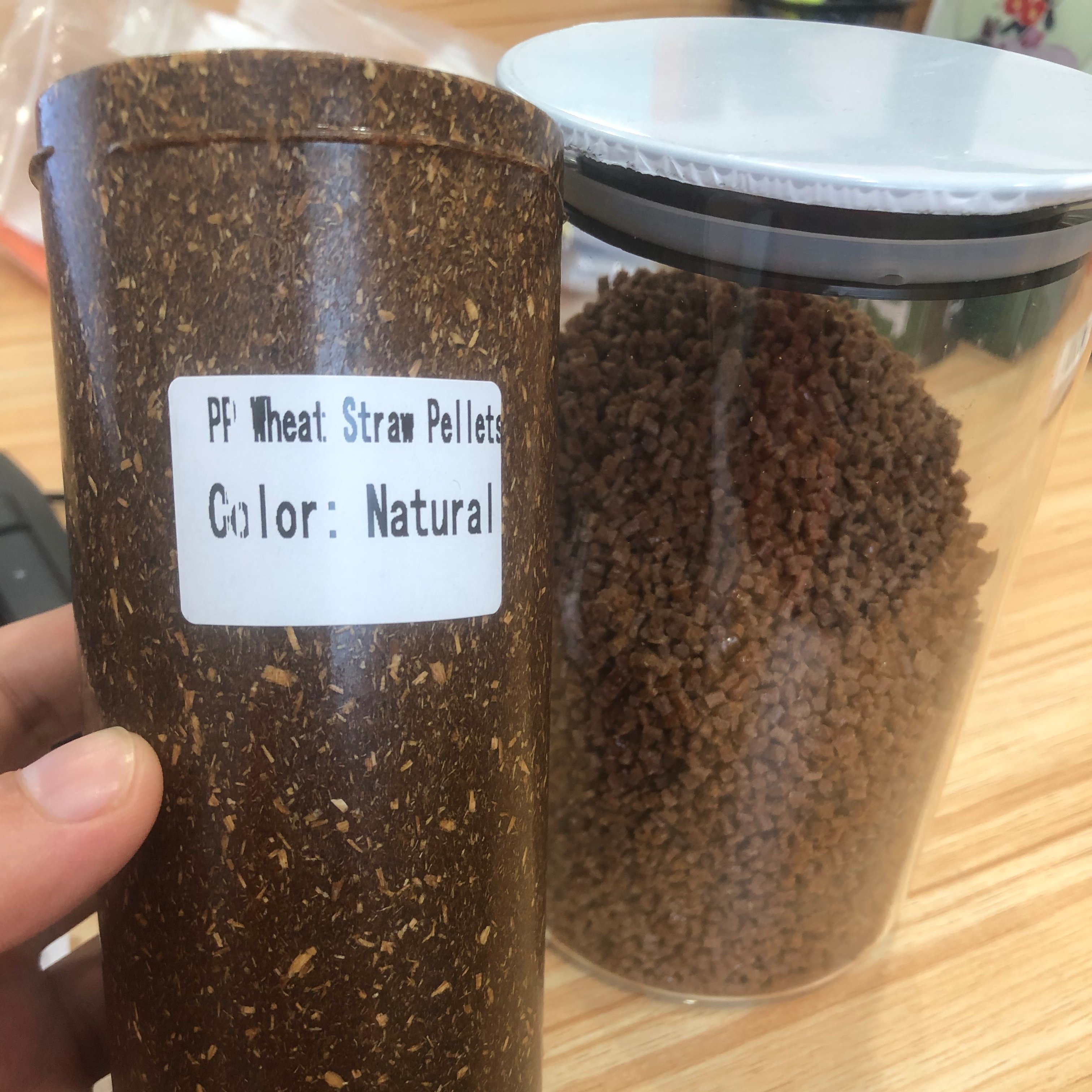 Material Granules Polypropylene PP Mixed Wheat Straws Fiber 15% Corn Starch Granules Food Container Based TPU EVA PLA ABS