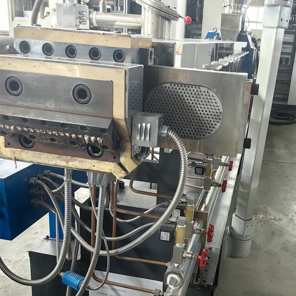 Factory Cheap Color Masterbatch Extruder PP PE PET PVC plastic Granules Extrusion Machine