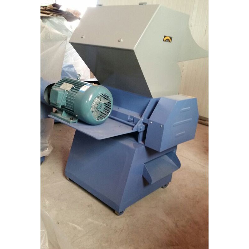 High quality pc 500 7.5 kw plastic toy crushing machines pp pvc ps waste plastic crushing machines