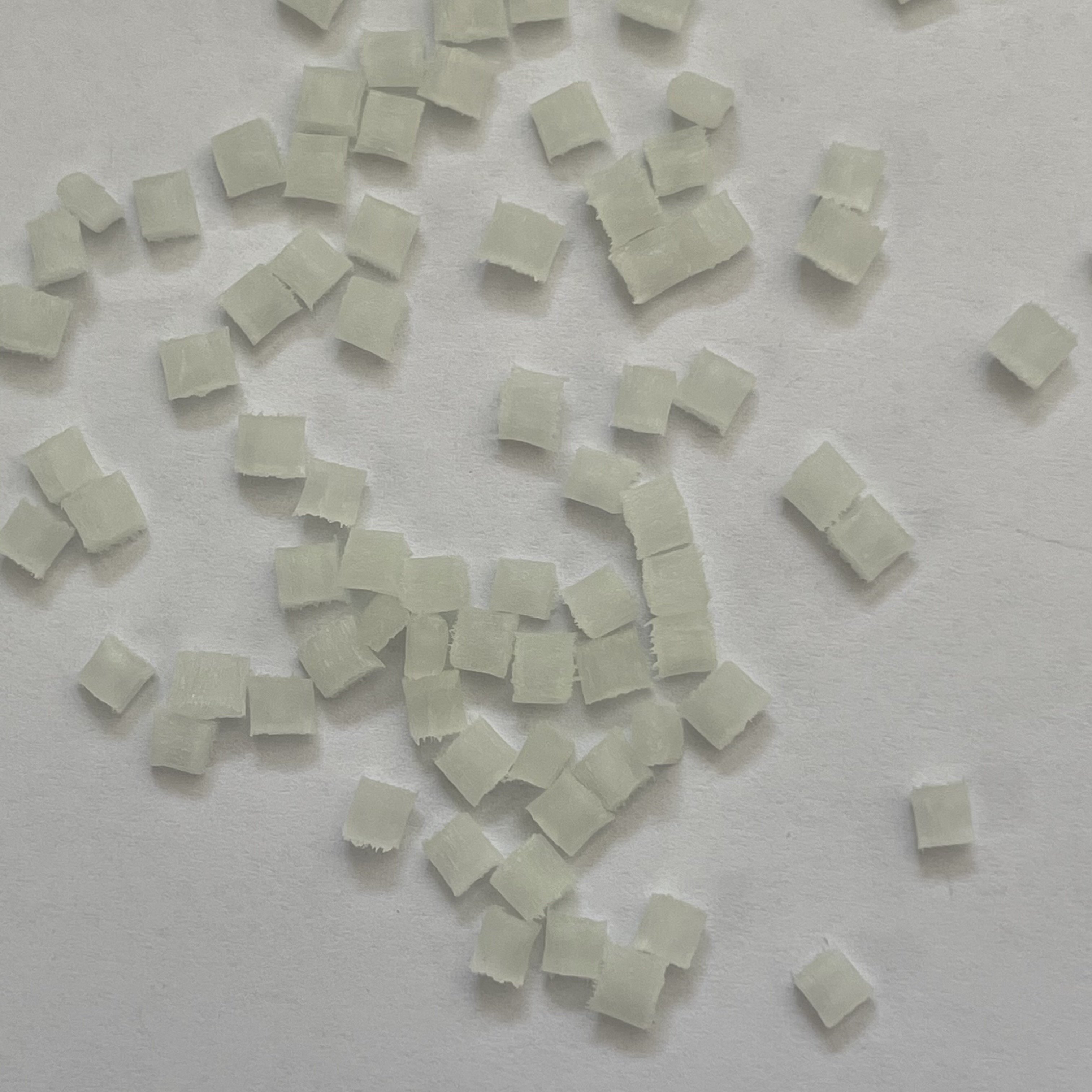 Glass Fiber Reinforced PP 30% GF PP GF30 FR V0 Plastic Material Price
