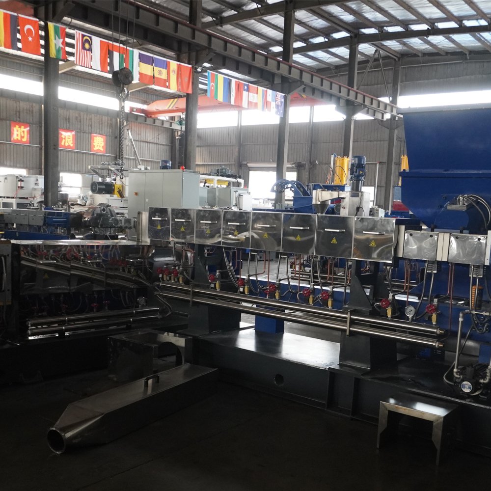 95 Kneader two stage PP fiberglass/ nylon granules extrusion line PP pellets granulation extruding machine