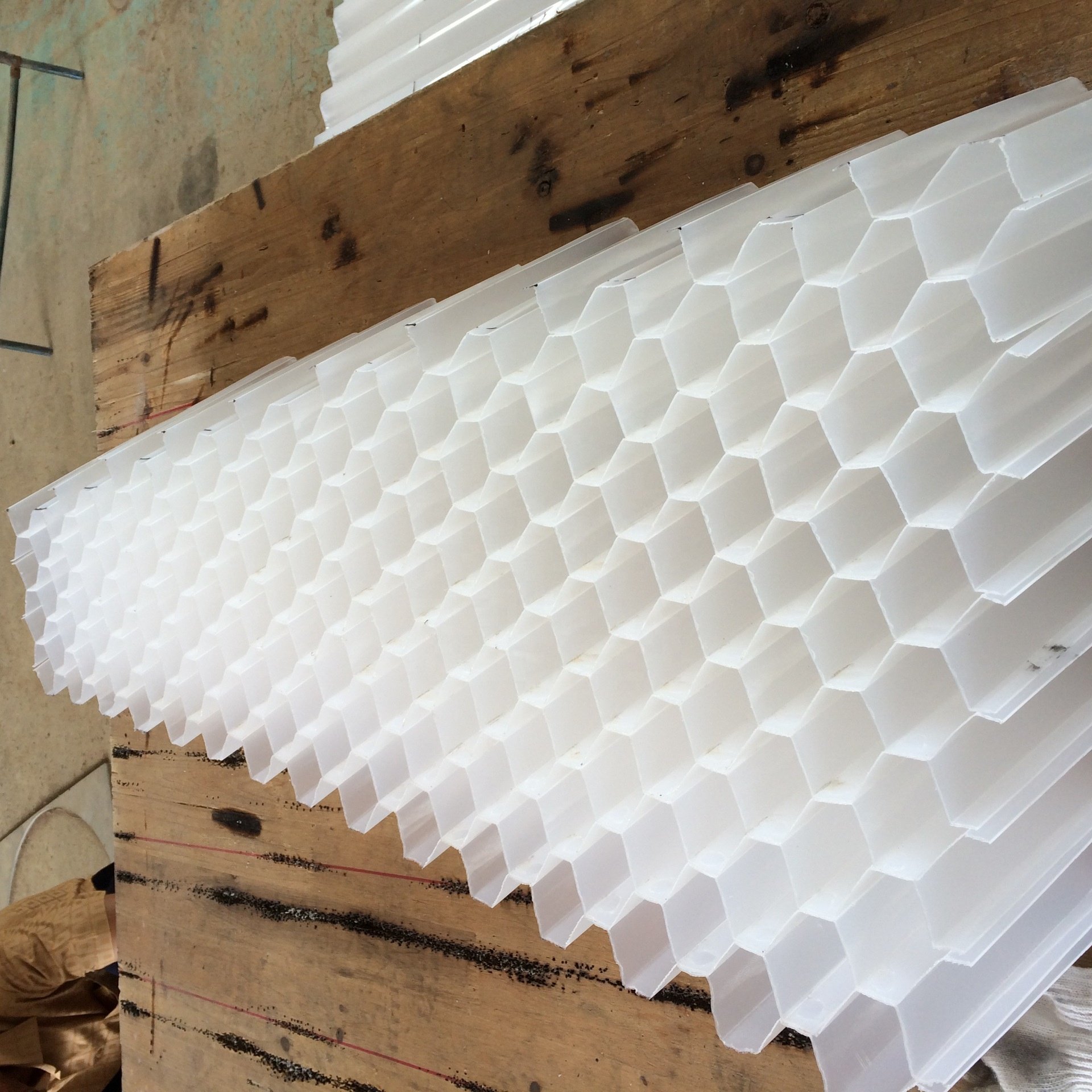 Hot Sale PP Honeycomb Inclined Tube Packing &Tube Settler Media Water Treatment Plastic Media