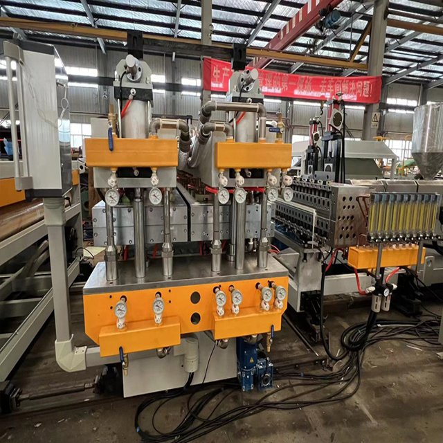 Thick hollow profile sheet extrusion machine hollow profile sheet extrusion machine PP hollow profile sheet making extruder
