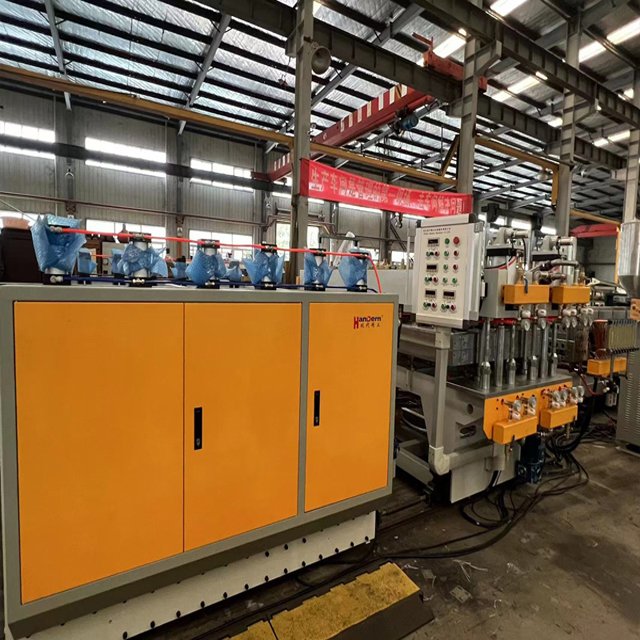 Thick hollow profile sheet extrusion machine hollow profile sheet extrusion machine PP hollow profile sheet making extruder