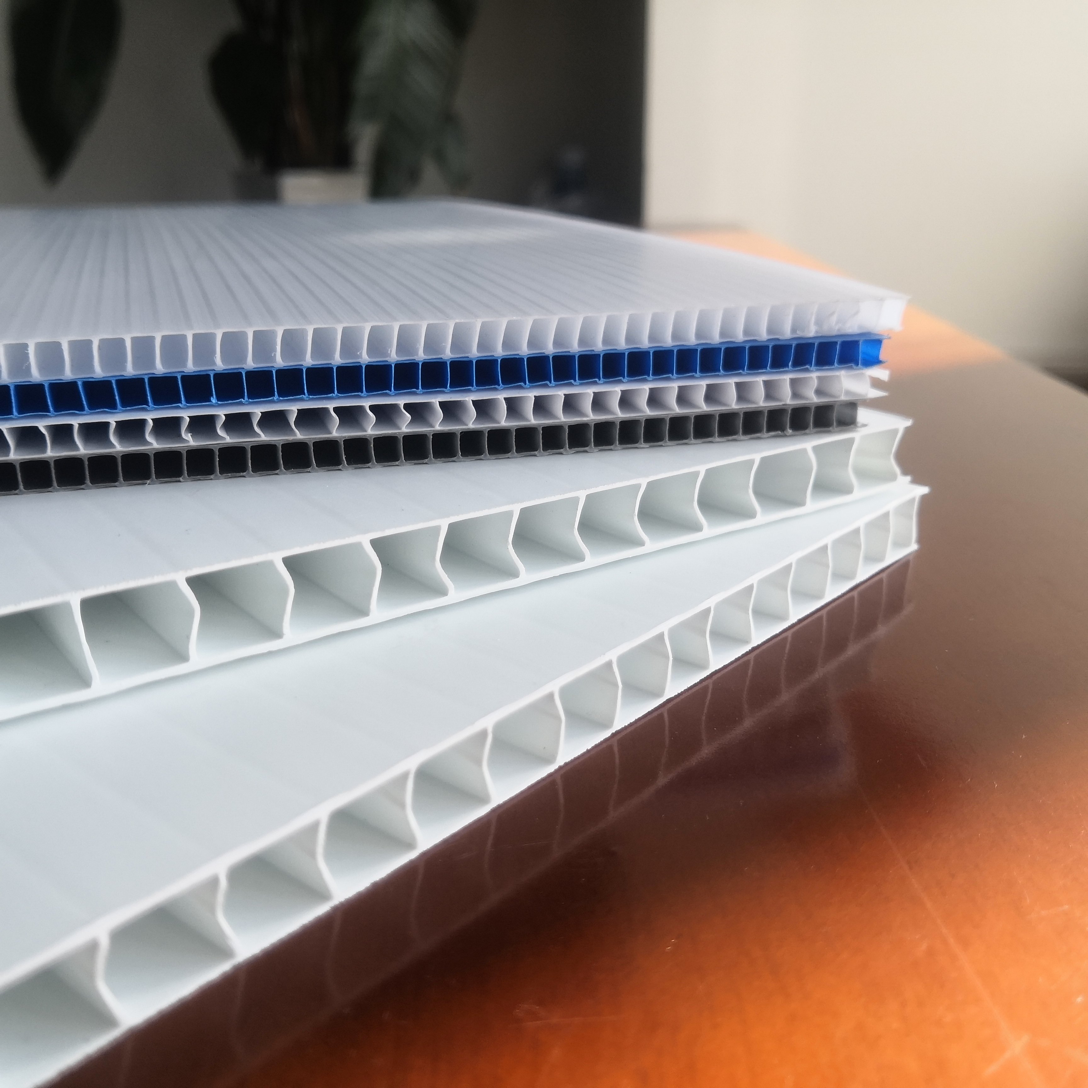 10MM PP Coroplast Corrugated Sheet for sign packaging corrugated plastic packing sheet corrugated board printed